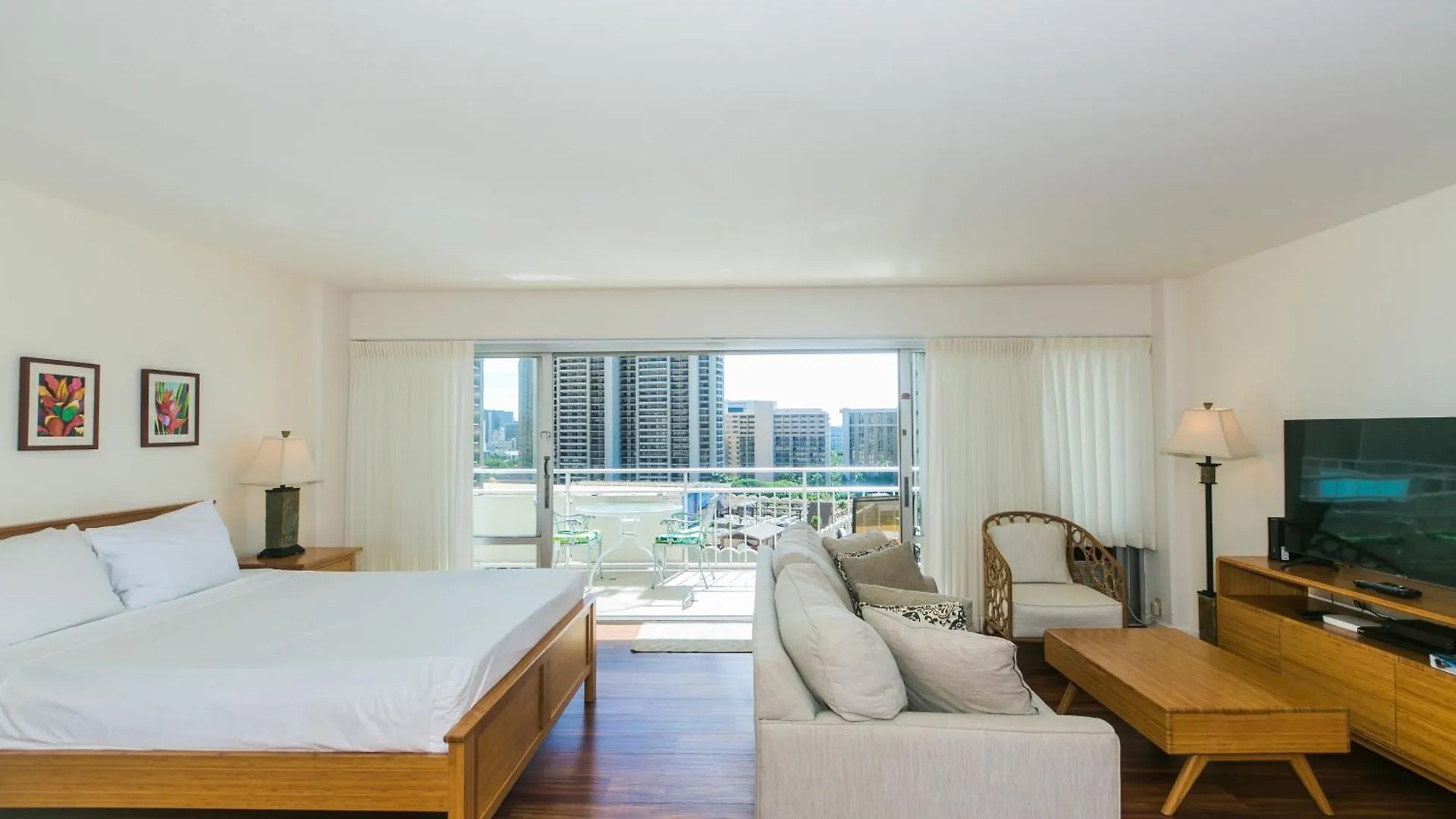 Ilikai Tower 1228 Lagoon View 1Br Honolulu Apartment